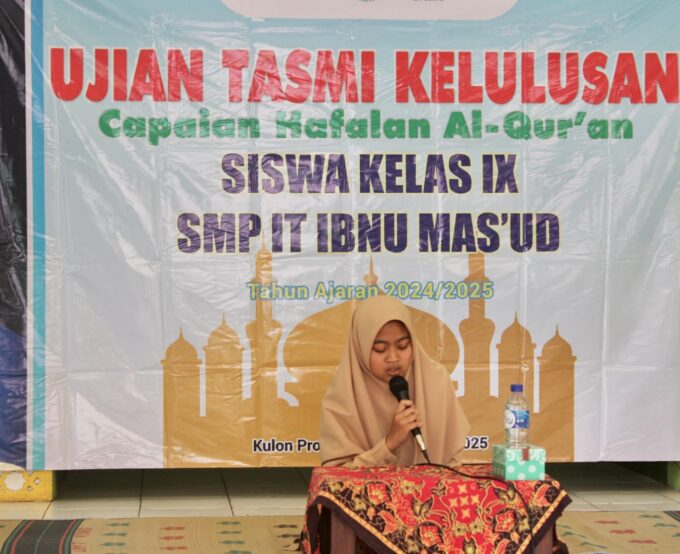 Menguji Capaian Hafalan Santri Kelas IX melalui Ujian Tasmi Kelulusan