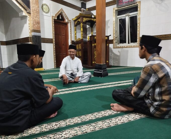 Seminggu Berjalan, Program Santri Mengabdi Hadirkan banyak Kegiatan yang Disambut Positif Warga Sekitar.
